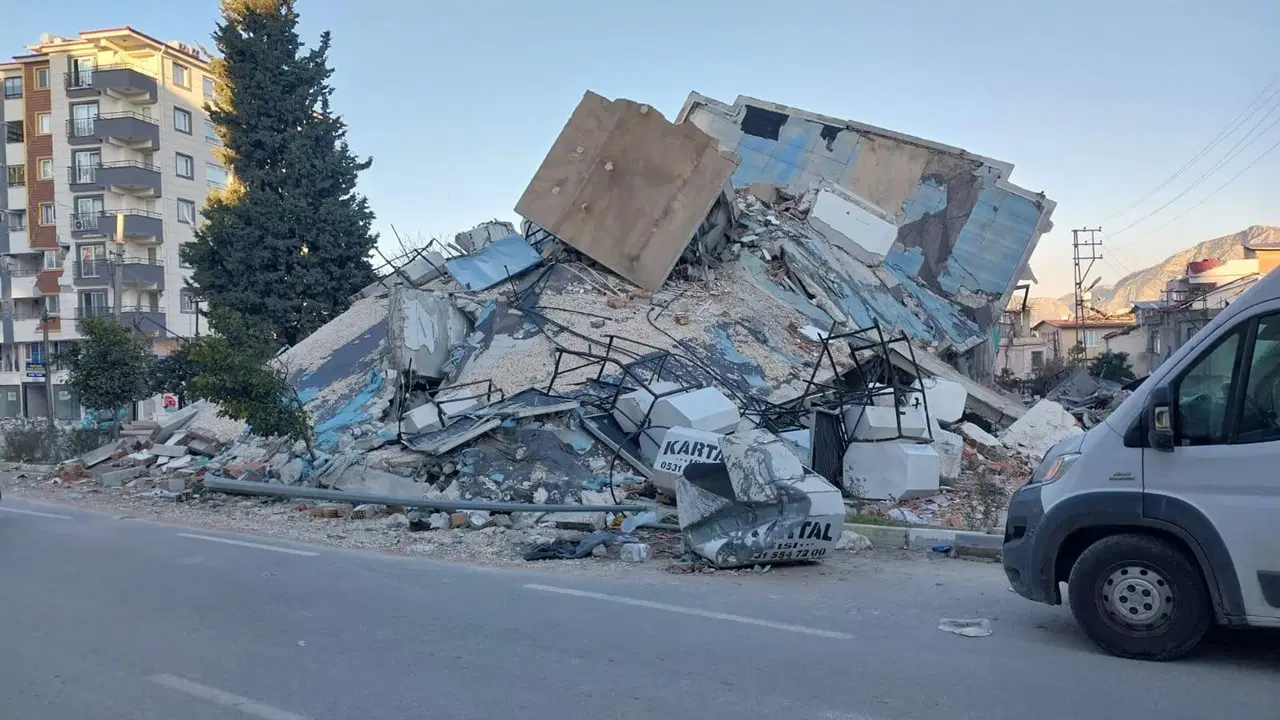 Gocemen 2 apartmani bilirkisi raporunda kusurlar yeniden belirlendi CMTnEMv3